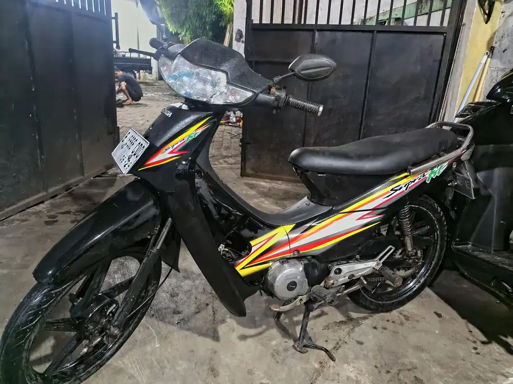 Honda Supra fi 2005 stater halus mulus terawat