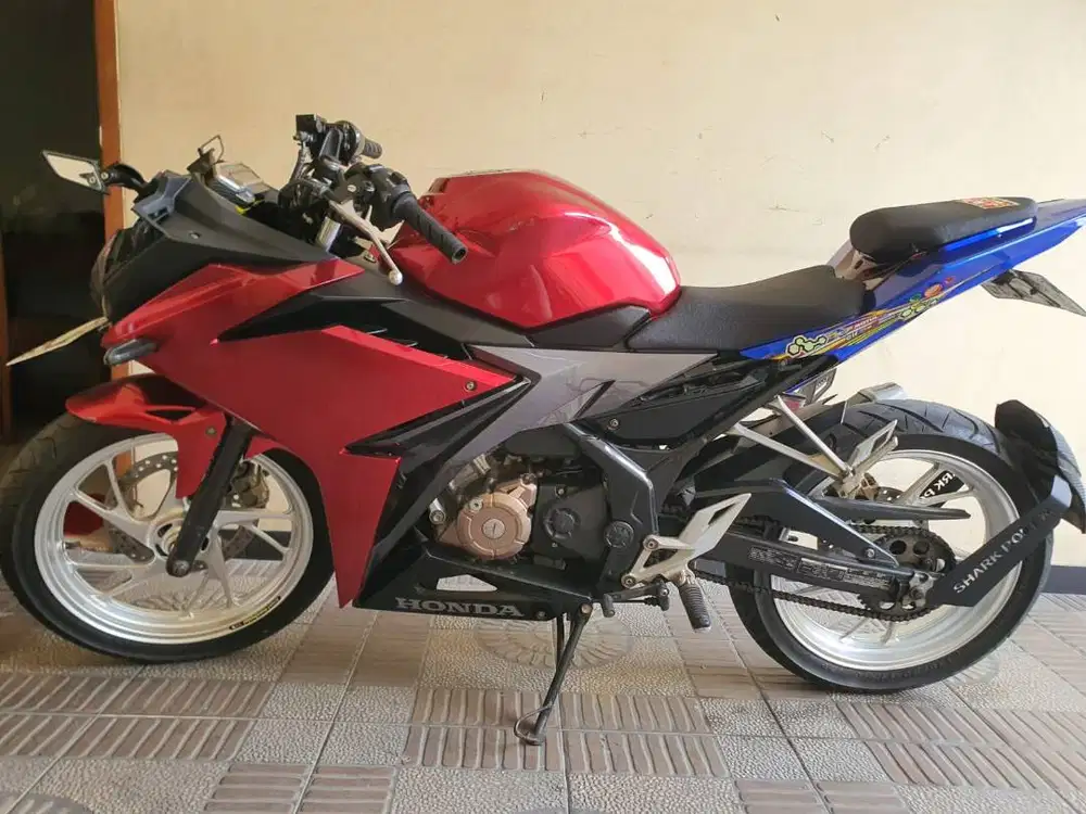 Jual motor cbr150r