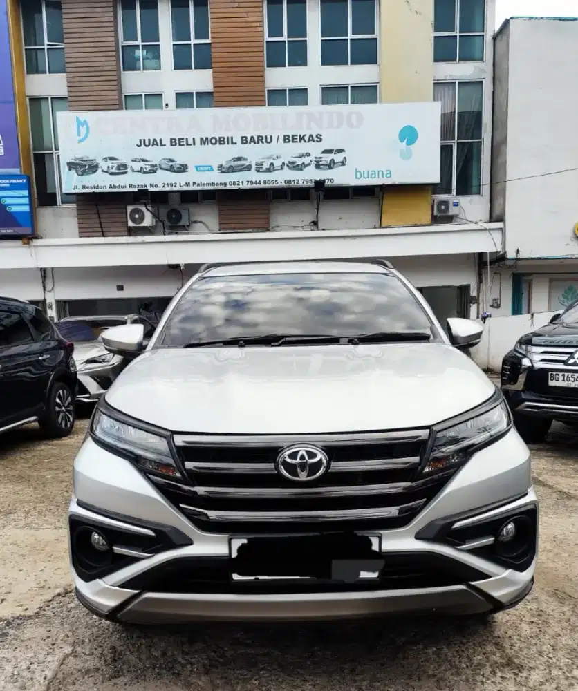 Rush GR 1.5 matic 2022 istimewa dp 25 jt