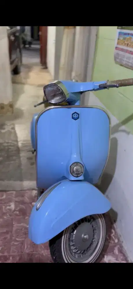 Di jual cepat vespa sprint