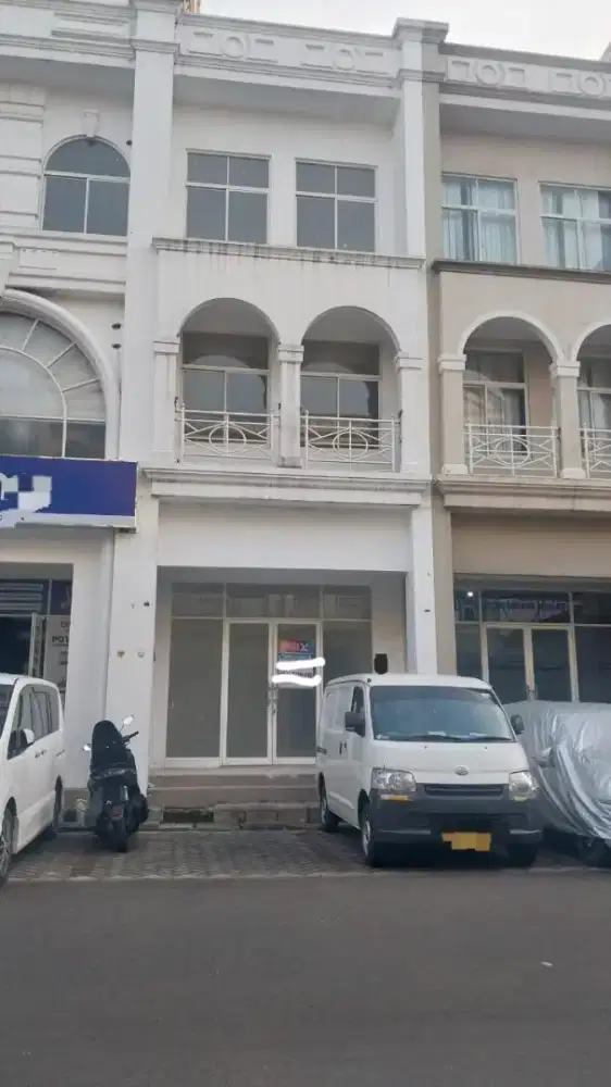Di Sewakan Cepat Ruko
Grand Galaxy
3 lantai