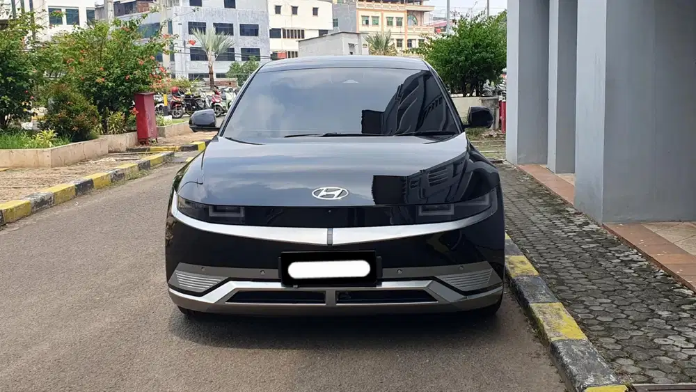 Km12rb hyundai ioniq 5 ev long range signature 2024 hitam