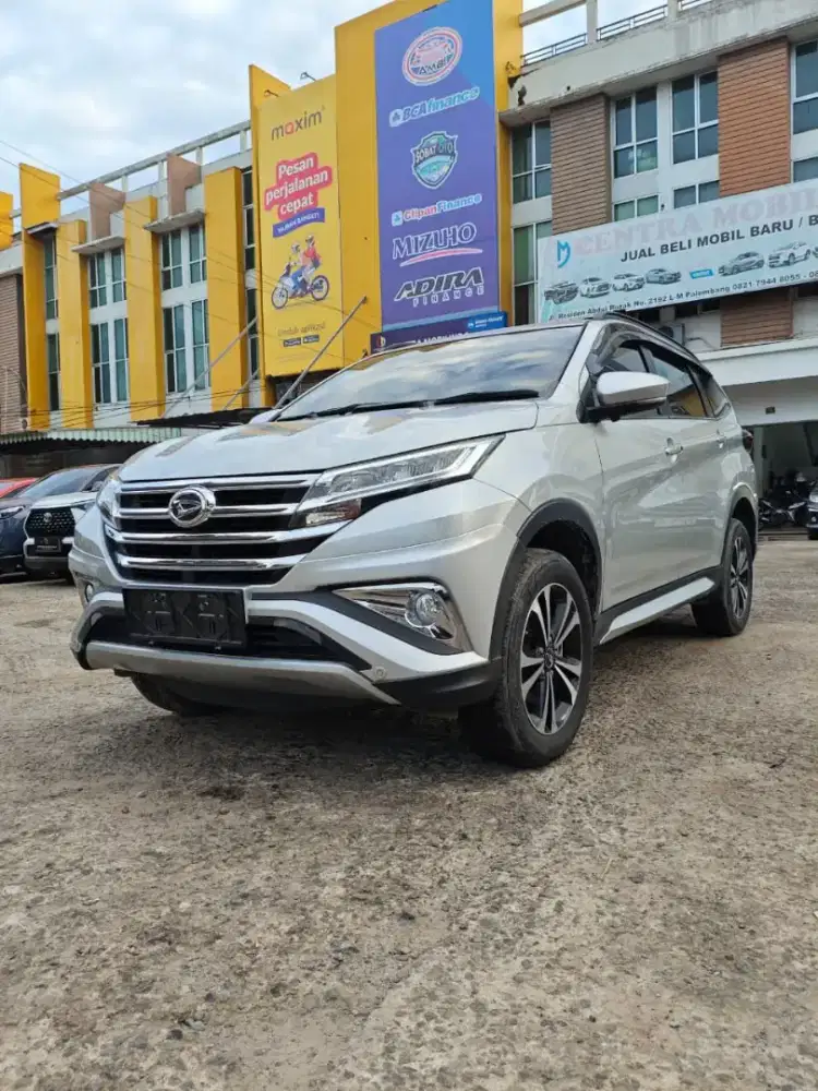 Terios R deluxe 1.5 matic 2022 istimewa dp 25 jt
