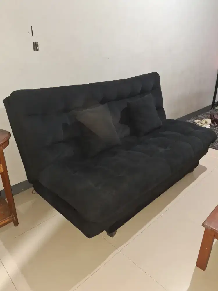 Dijual Edisi Pindahan Sofabed Jumbo Full Silicon