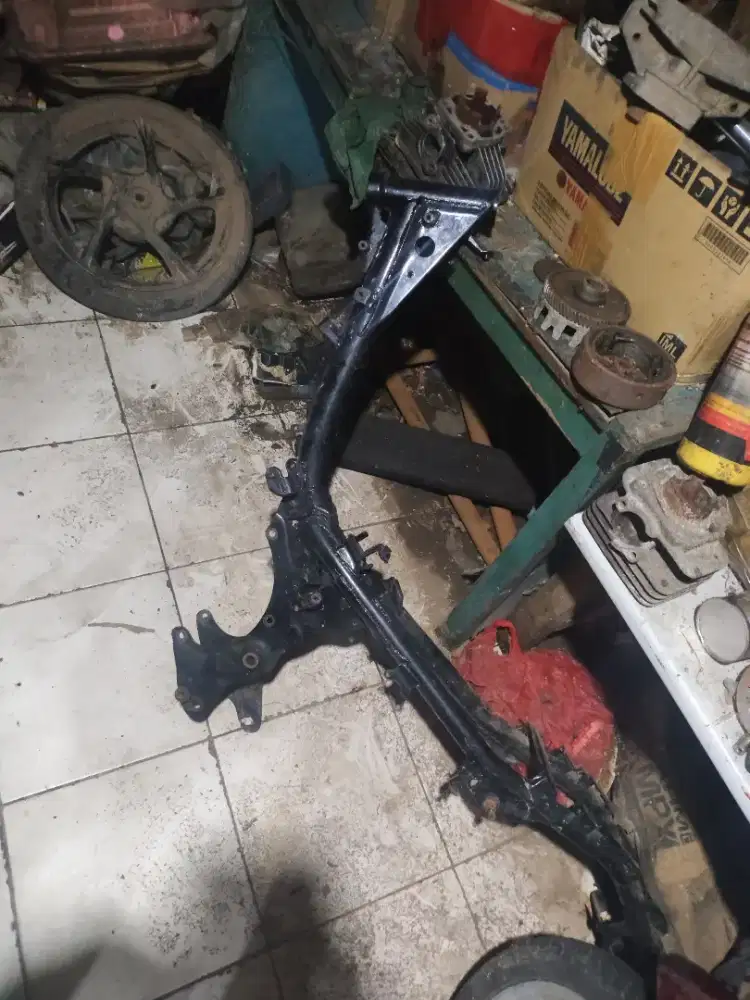 Rangka motor force1/fiz 2 tak