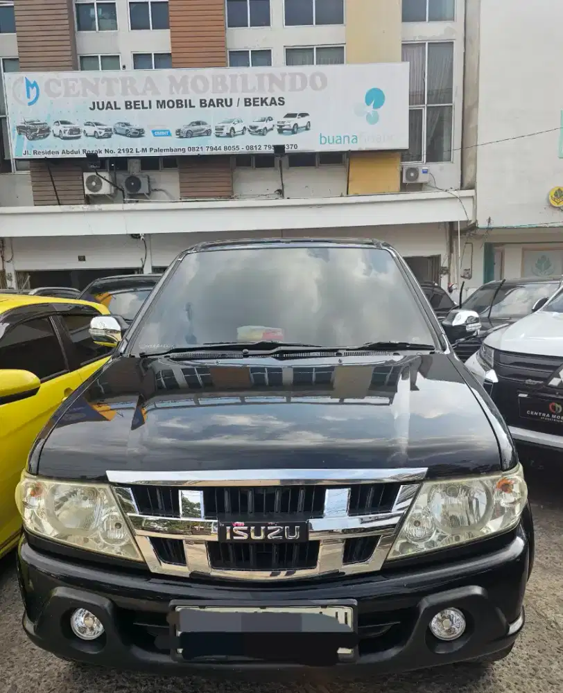 Panther Grand touring 2009 istimewa dp 35 jt