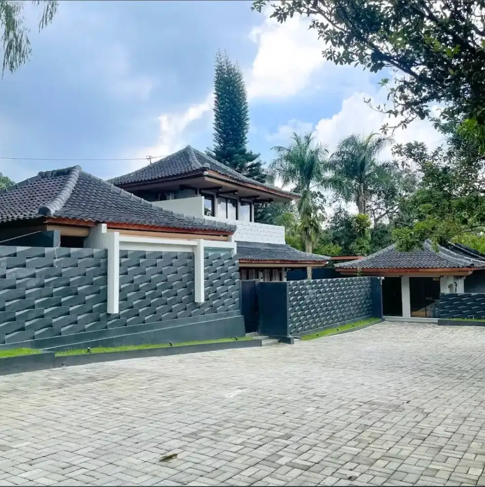 Jual Villa Mewah di Kaliurang Yogyakarta