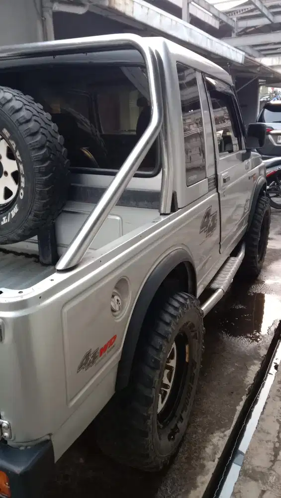 Suzuki Caribian 2004 Bensin