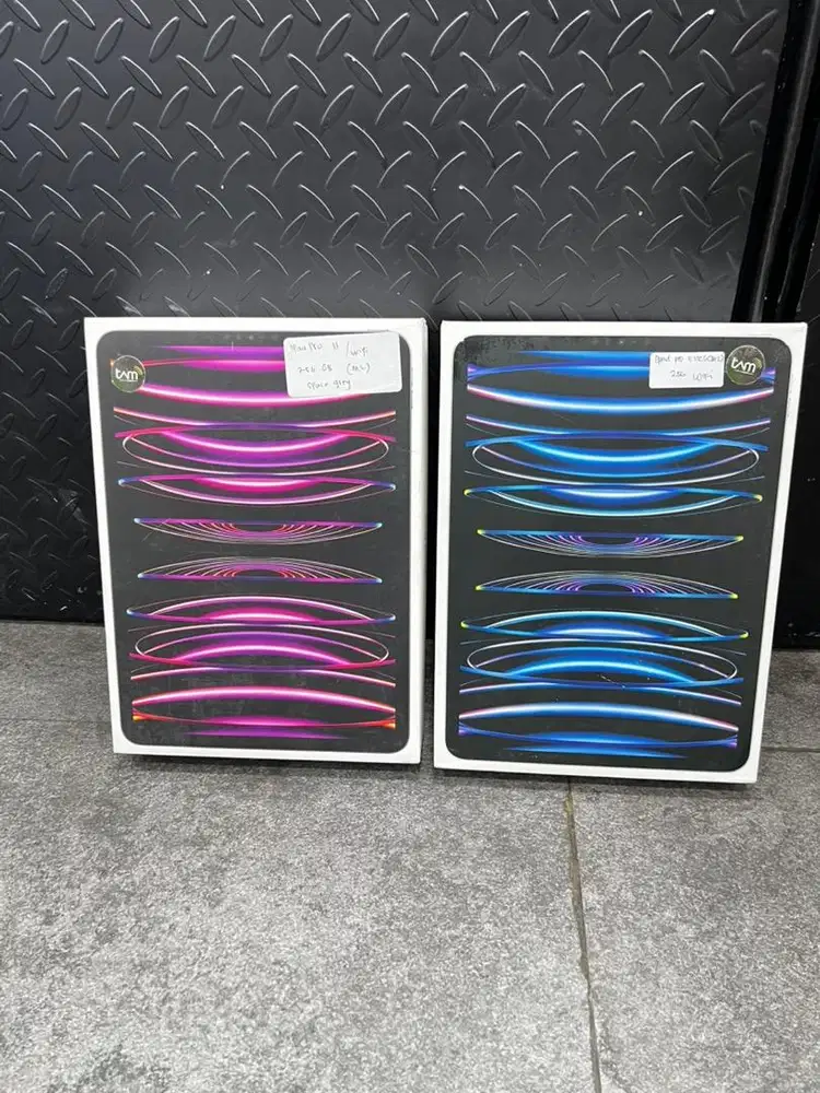 New BNIB iPad Pro 11-inch 256 (M2) wifi Garansi resmi iBox