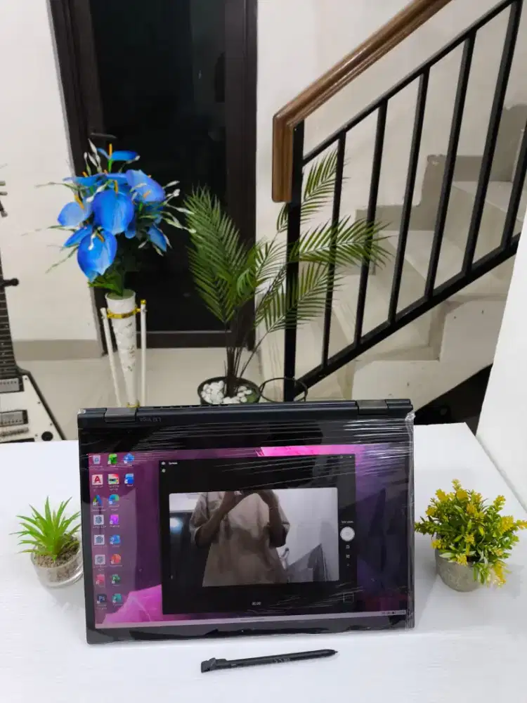 Lenovo Yoga L13 VPRO TOUCHSCREEN + PEN GEN 10 superslim Black