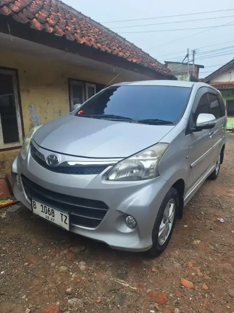 Toyota Avanza 2012 Veloz Bensin