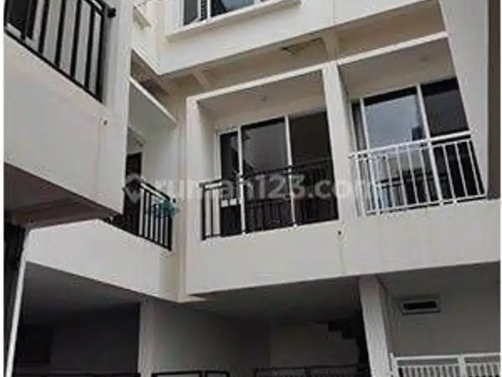 Di Sewakan Rumah Cluster Town House One Gate System Pangkalan Asem