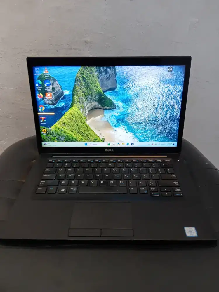 Laptop Dell Latitude 7480 Intel Core i5 Gen 6 RAM 4GB SSD 256GB