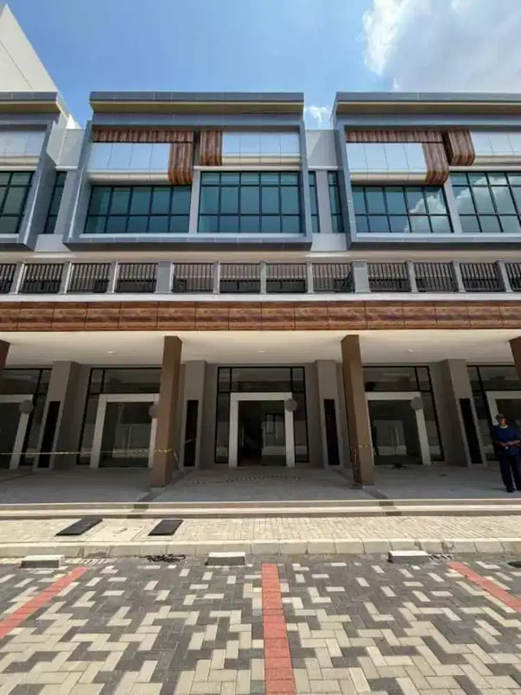 1 STOK TERAKHIR !! Ruko Crystal Boulevard Summarecon Bekasi