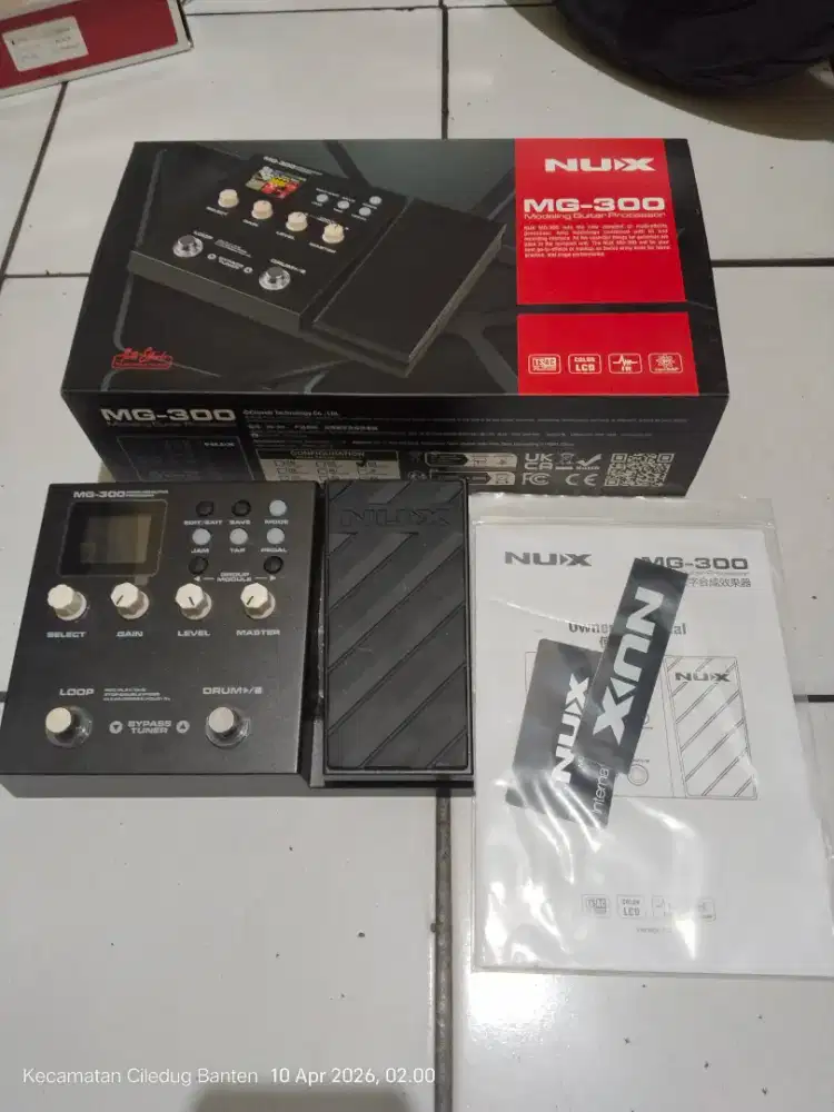 Efek gitar nux mg 300