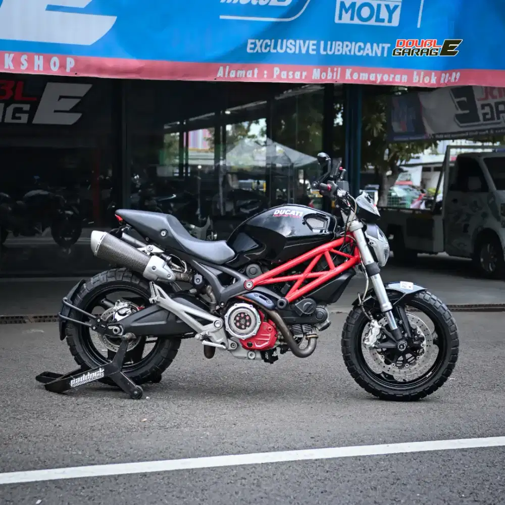 DUCATI MONSTER 795 HITAM 2013 ABS LIMITED EDITION