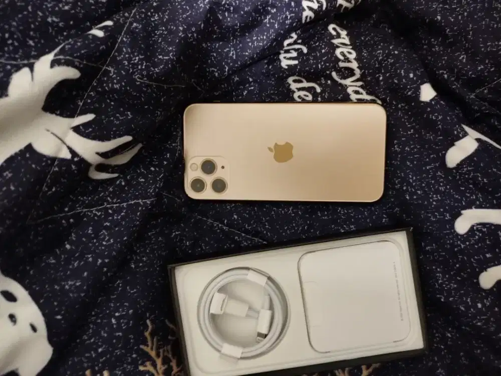 iPhone 11 pro 256gb BH 100