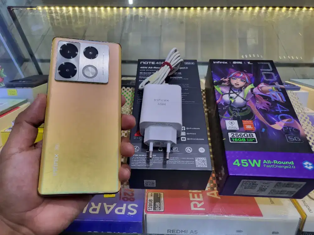 INFINIX NOTE 40 PRO 5G RAM 16/256GB
RESMI LENGKAP FULL ORIGINAL,