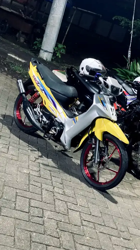 FIZ R Kuning Limited Edition (kode CXK)