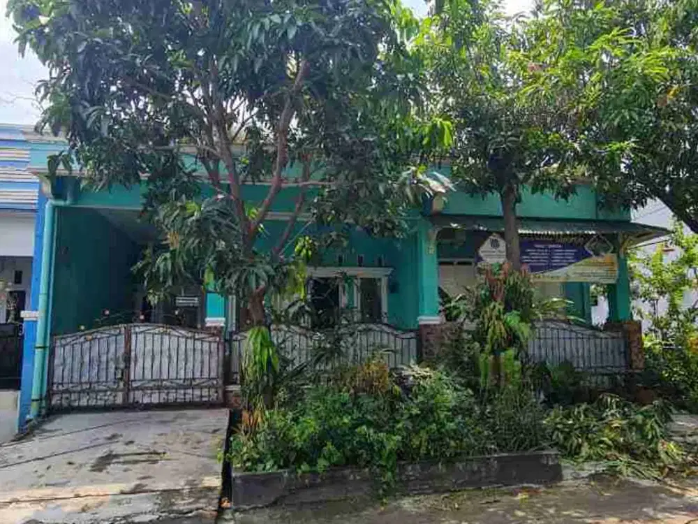 Rumah Hook Luas di Jual di Villa Indah Permai Bekasi Utara Dekat Sekali Sumarecon Mall Bekasi