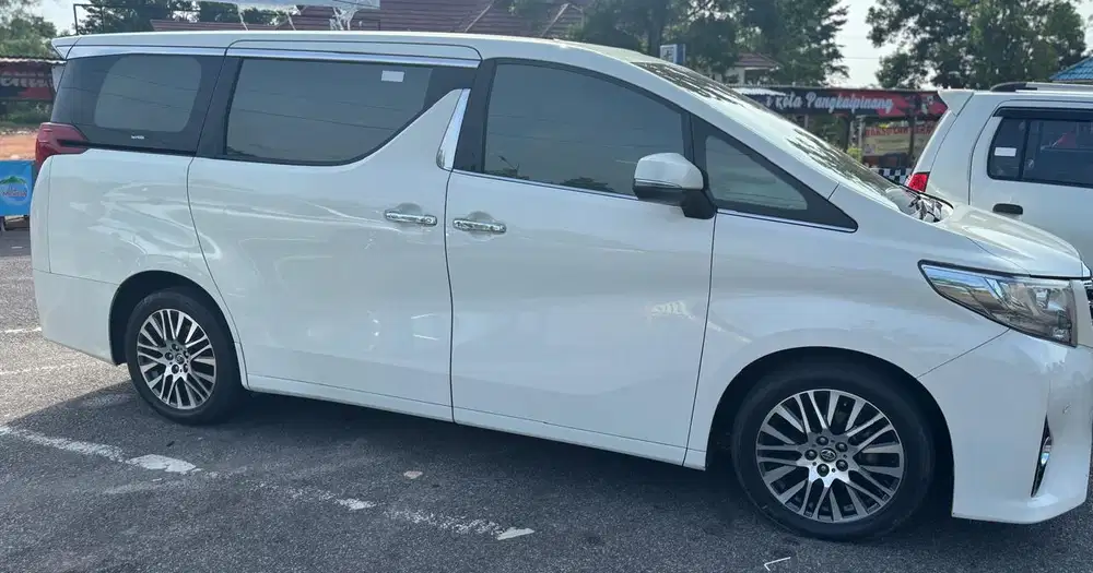Toyota Alphard 2016 Bensin