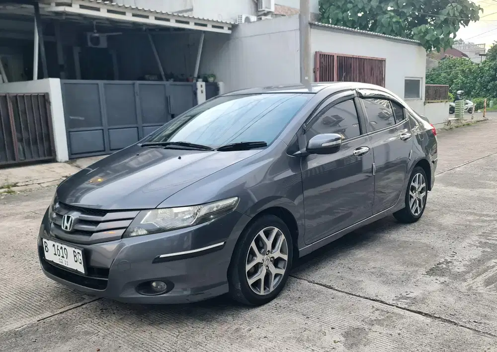 Honda City E 2010 good condition