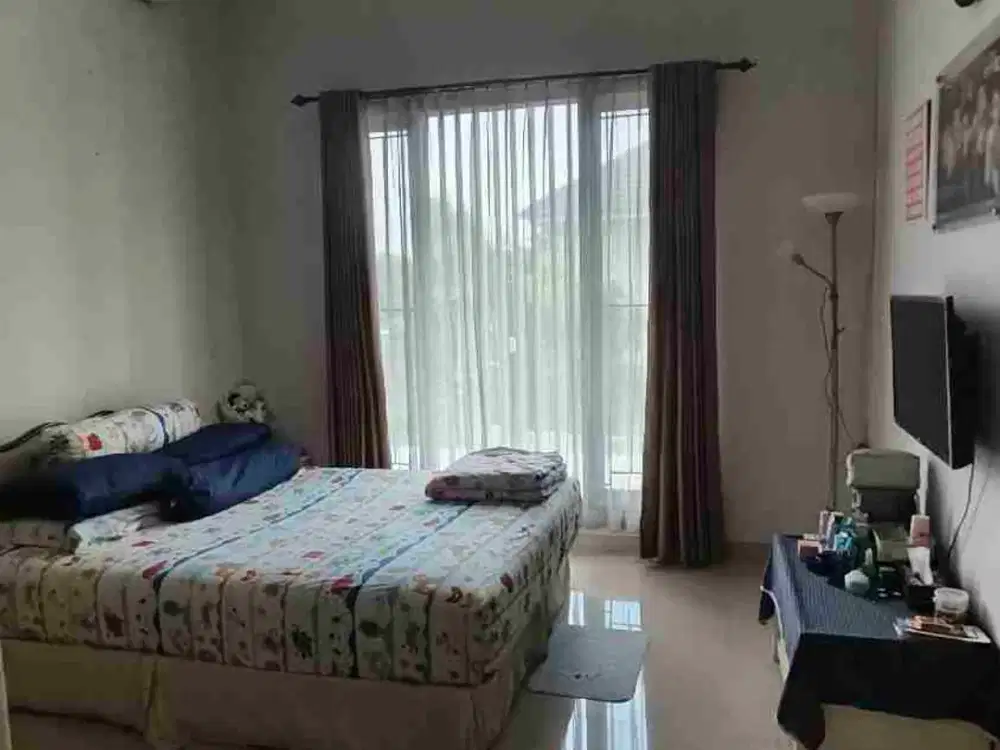 Murah Siap Huni Furnish Selangkah Dari Jalan Raya Jemursari