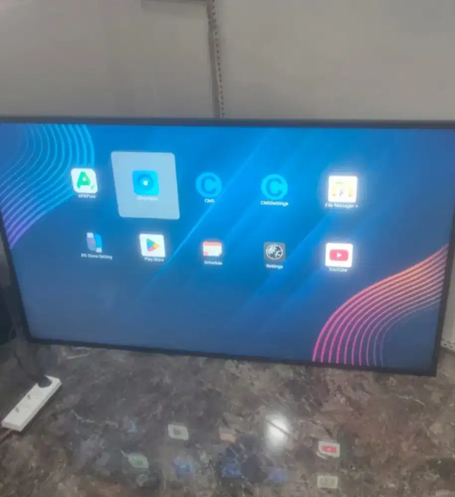 Smart tv display comercial hissense 55