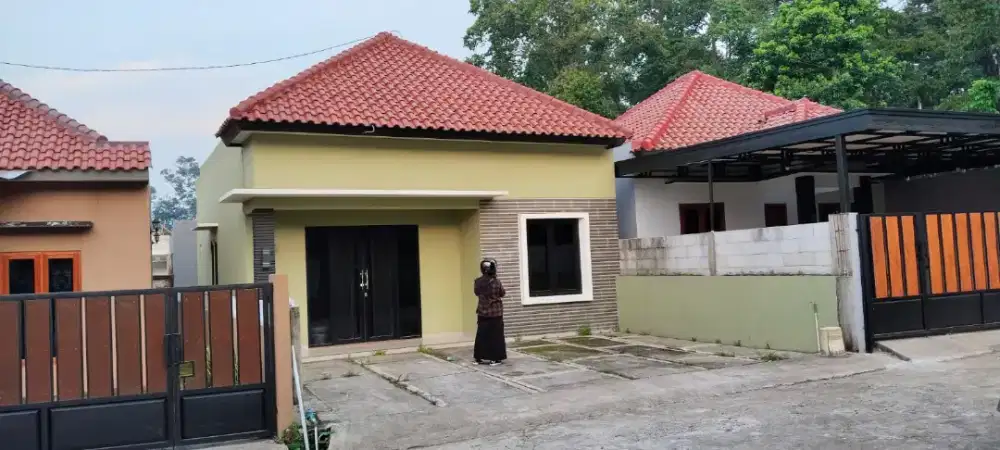 Rumah siap huni ready dikota Semarang strategis dekat kampus Unnes