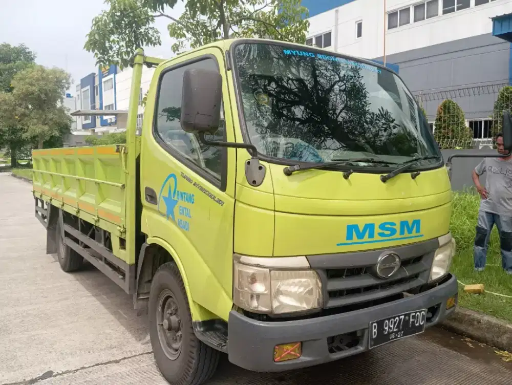 Bak triway besi long chassis  Dutro 110SDL engkel long 2017 istimewa