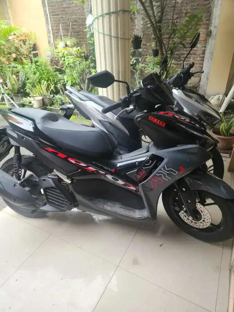 Aerox hitam 2024 low km Gbm