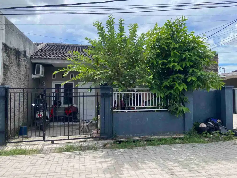 rumah depan kampus posisi hook sudah lunas