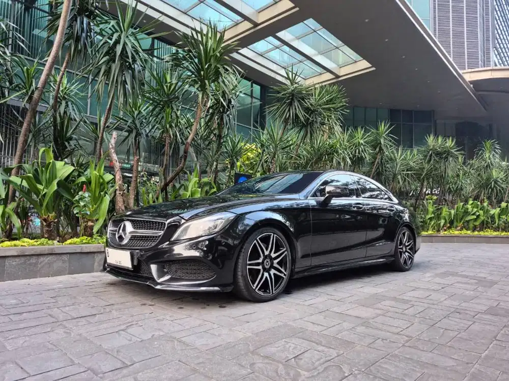 2014 Mercedes CLS 400 AMG package LOW KM CLS400