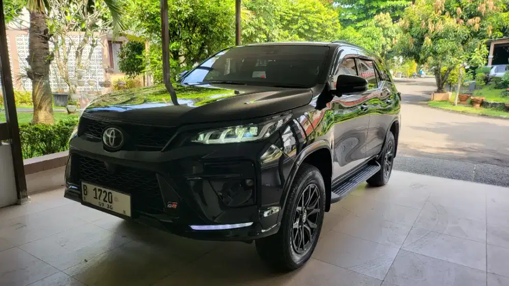 Di jual FORTUNER 2.8 GR SPORT TSS 4X4 TENTA DRIVE MASIH BARU