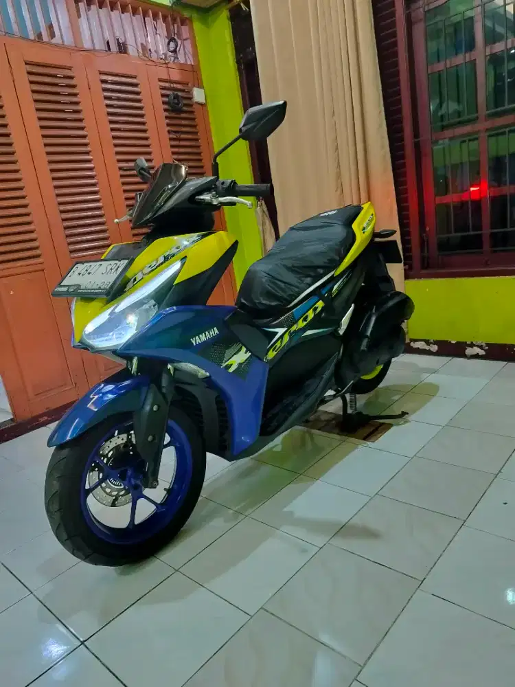 Yamaha aerox Conected pakean 2023 gres jarang pake BS TT