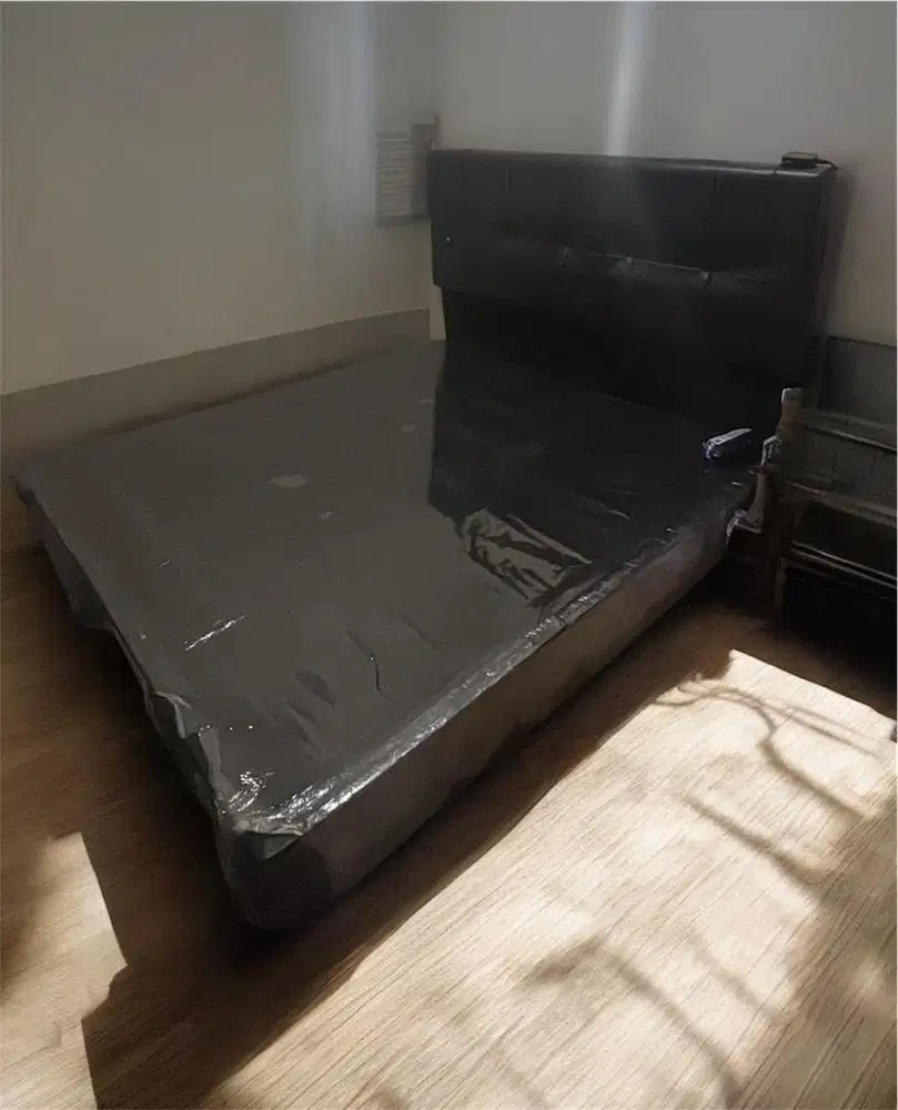 DIVAN DAN SANDARAN 180x200