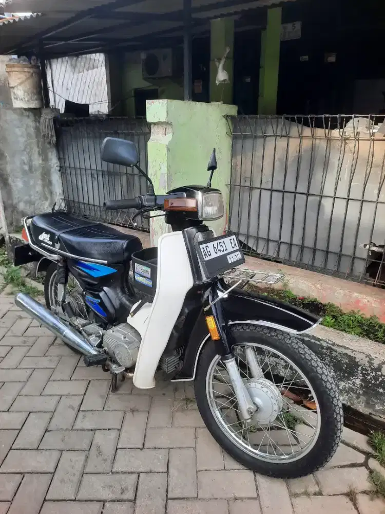 Suzuki RC100 tahun 1997