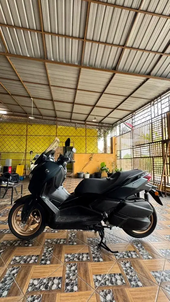 Yamaha XMAX km rendah