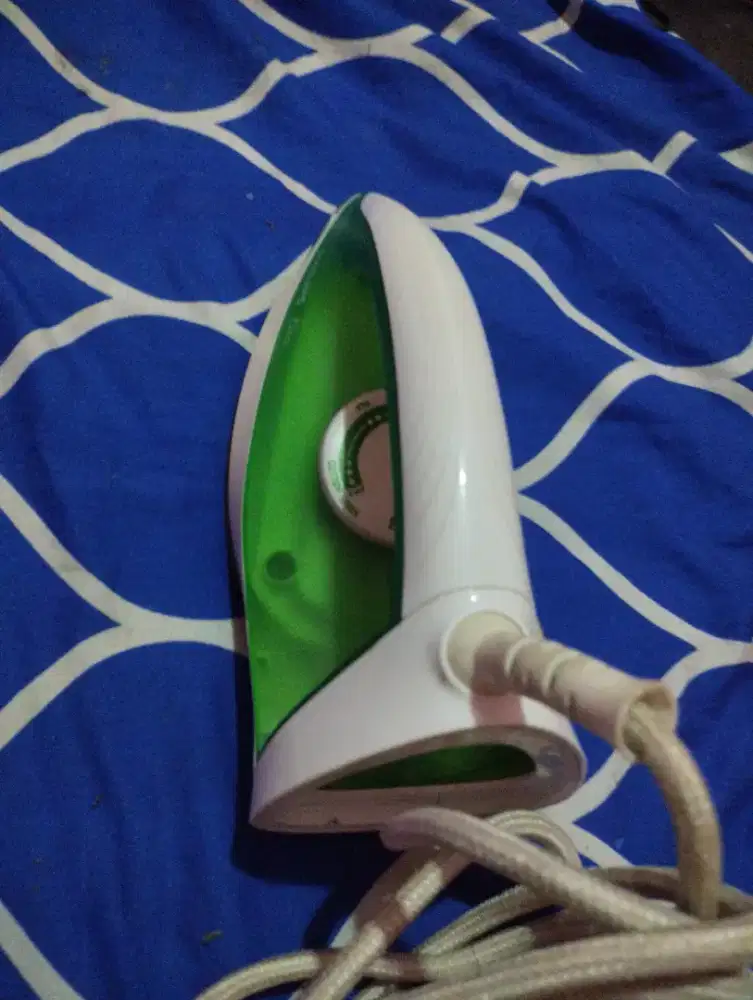 Setrika Philips banting harga