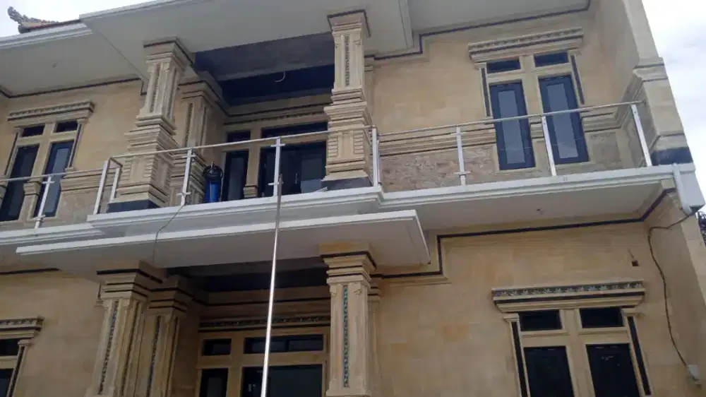 Balkon setenlis kaca