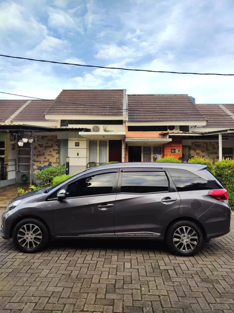Honda Mobilio 2015 Bensin