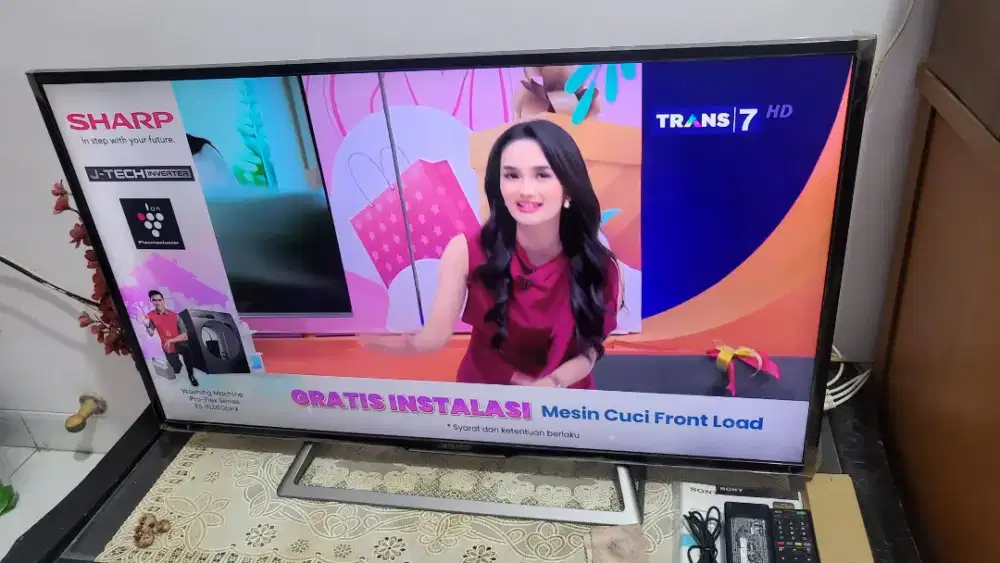 TV LED Sony BRAVIA 40R550C 40 Smart TV Normal No Minus