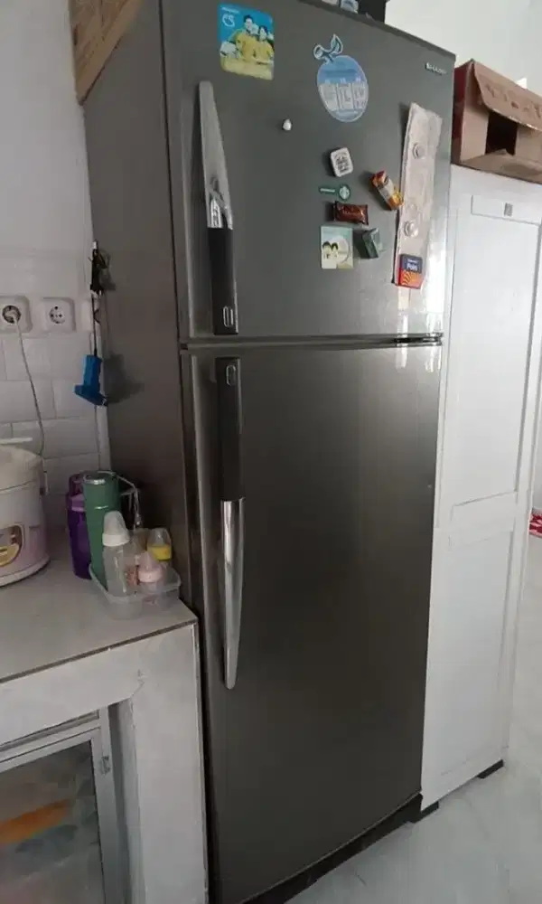 Kulkas bekas masih bagus