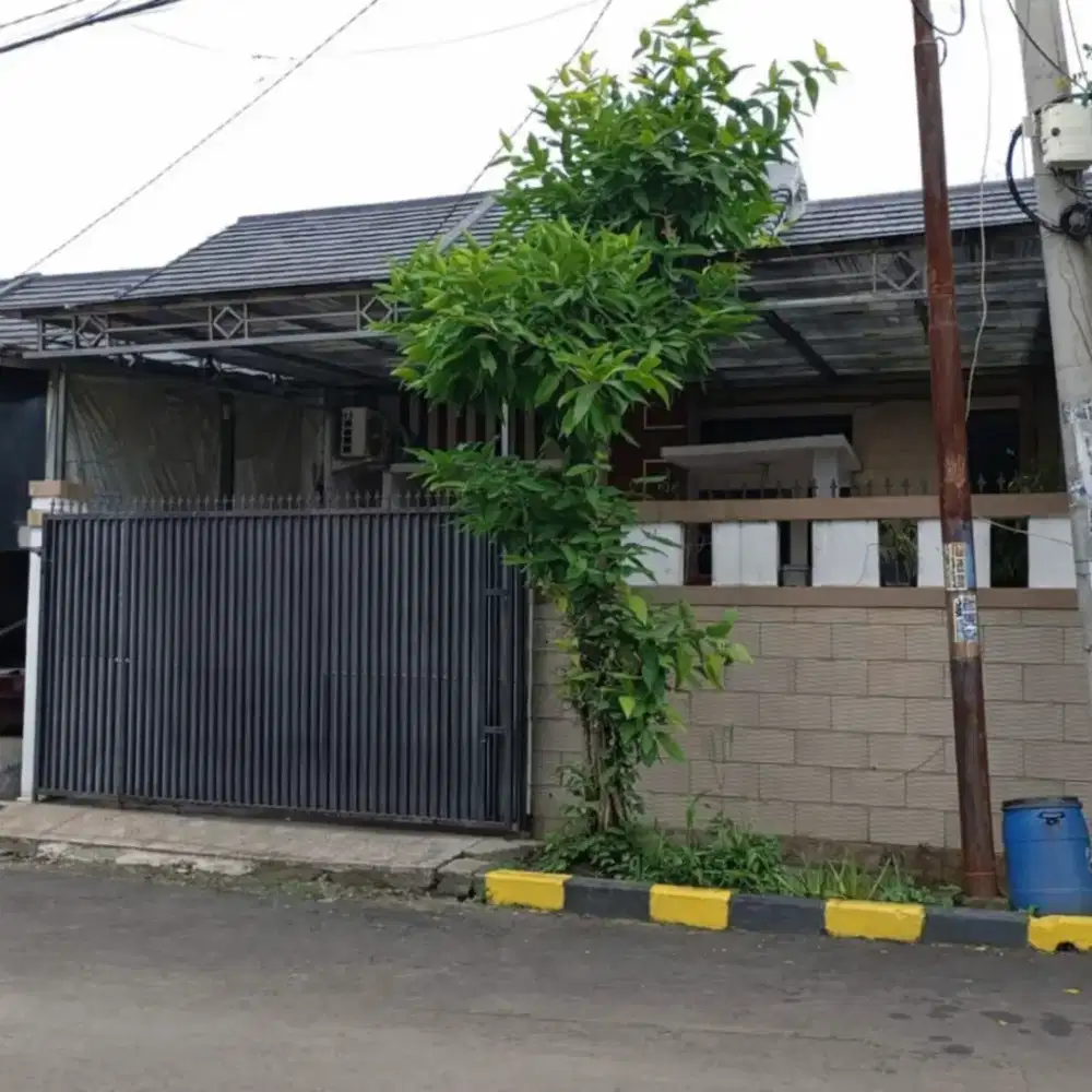 Jarang Ada! Rumah SHM 741jt Depok |  Depan taman Villa Taman Melati