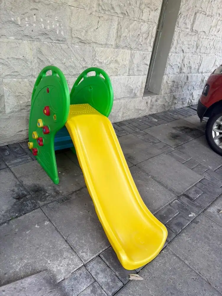 Slide / Perosotan Anak