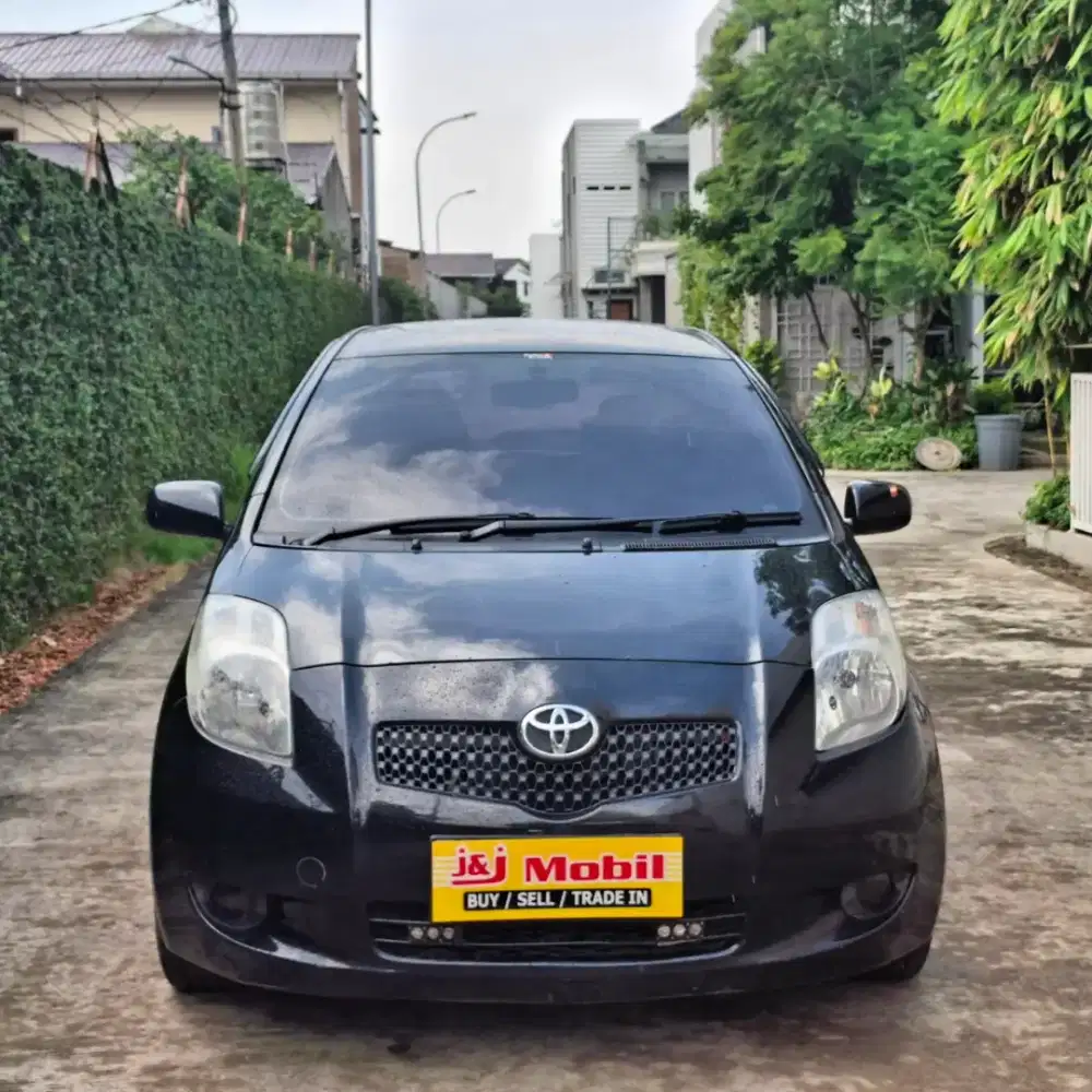 TOYOTA YARIS 1.5 E MATIC TH 2006 (First Edition)