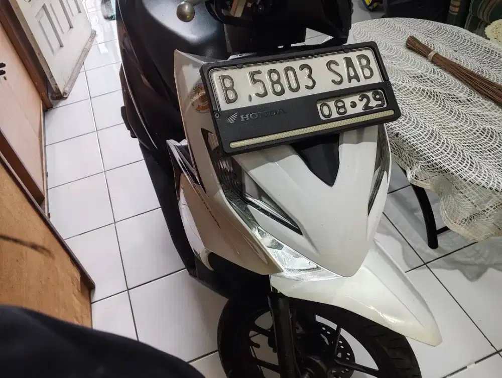 Honda beat jarang dipake..msh mulus.