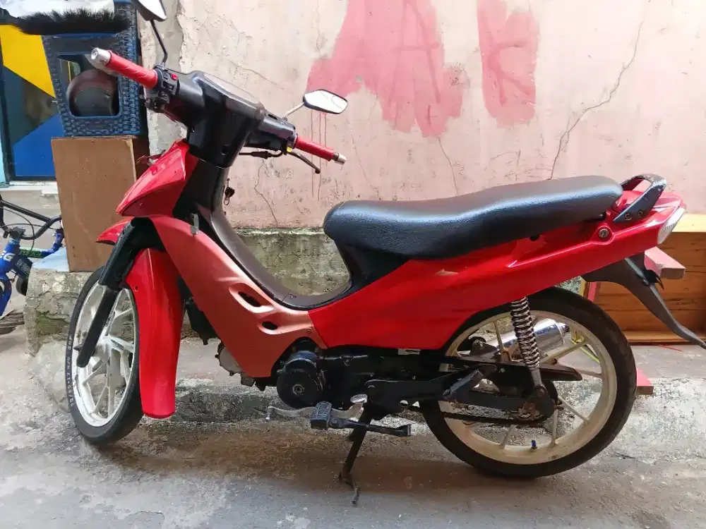 Suzuki shogun 110 maele version