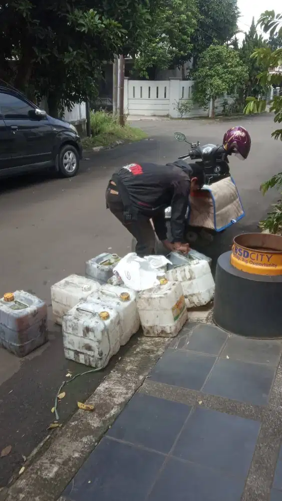 Lowongan Kurir Motor Minyak Jelantah | Langsung Kerja