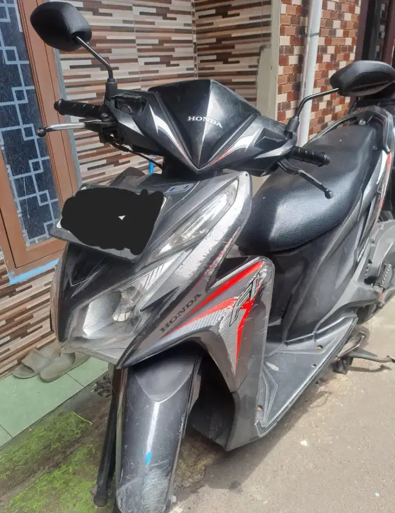 DIJUAL VARIO 125 TAHUN 2014 PEMAKAIAN PRIBADI